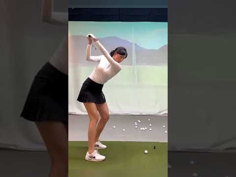 아이언샷 슬로우로 보니까 확실히 이해되네!!??? | 아이언 스윙 TV#shorts #golf #golfswing